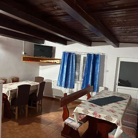 Arieşeni Casa Alexヴィラ エクステリア 写真