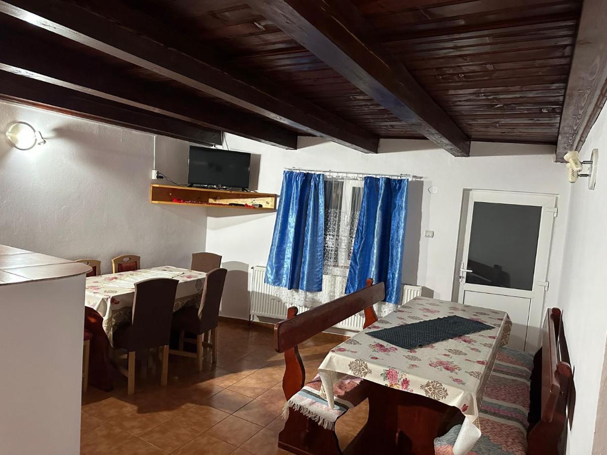 Arieşeni Casa Alexヴィラ エクステリア 写真